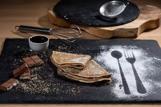 Clătite cu gem de afine