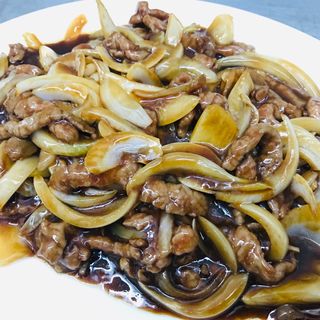 -57-Ternera Con Cebolla