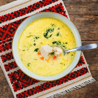 Ciorbă de pui a la grec