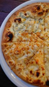 Пица Куатро Формаджо (30см)