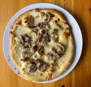Pizza norcina