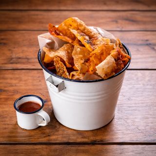 1 ვედრი ლავაშის ჩიფსები პომიდვრის სოუსით