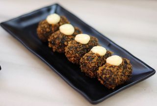 Croquetas de txipirón con alioli de yuzu (6 uds.)