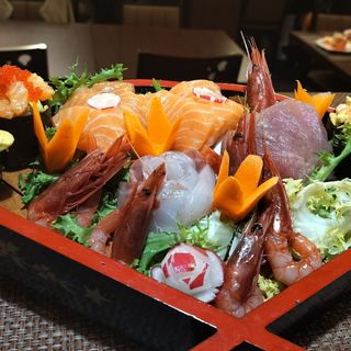 296 Barche sashimi misto 20 pezzi