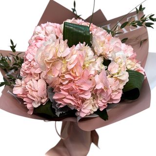 Buchet cu hortensii “Baby Pink”