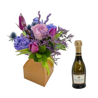 Flori mov de Paște și Prosecco