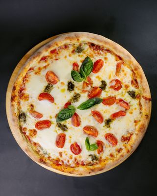 პიცა კაპრეზე 33 სმ