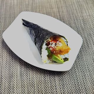 Temaki de Pollo katsu 