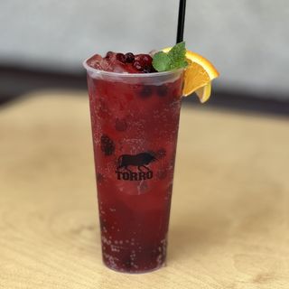 Ягодный лимонад