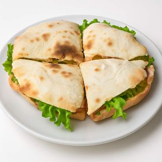 Pizza sendvič s tunom i sirom