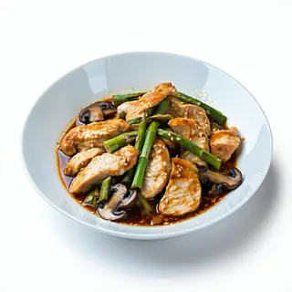 36A. Pollo Con Bambú Y Setas Chinas