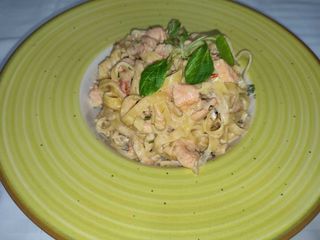 Tagliatelle cu somon