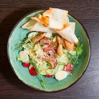 Салат Цезар з теплою куркою (270г)