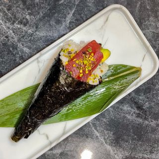 T2. Temaki maguro - 1 pezzo