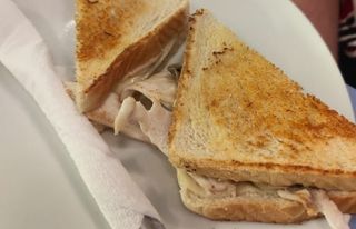 Sándwich Pollo y Champiñón