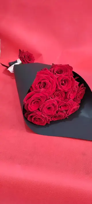 باقة ورد للمحبة والمودة 