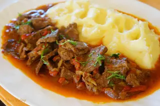 Tocăniță de Vițel