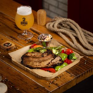 შებოლილი ღორის ნეკნები