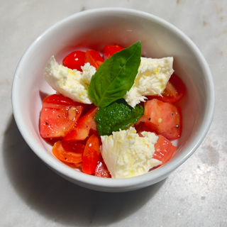 Insalata Pomodori e Stracciatella