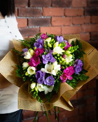 Buchet 25 Frezii Multicolore