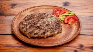 Gurmanska pljeskavica na porciju