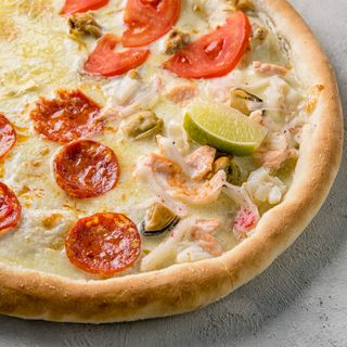 Піца 4 сезони