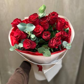 Букет на основі троянд 