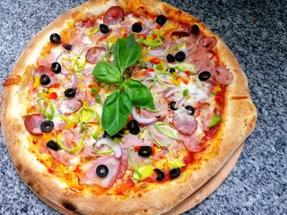 Pizza Țărănească Ø32cm