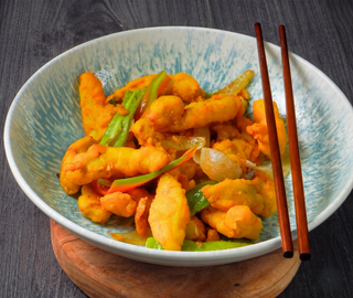 Жареная курица с чесноком (350г)