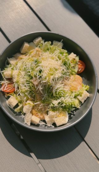 Салат Цезар з куркою (350г)