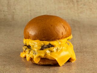 Дабл суперсирний Велетень бургер 