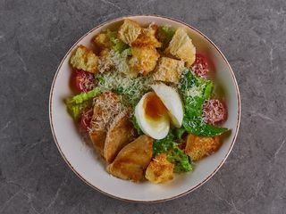 Цезар  з куркою (300g)