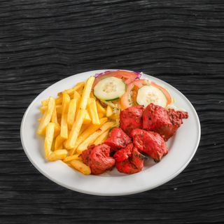 Tikka Con Patatas Y Ensalada