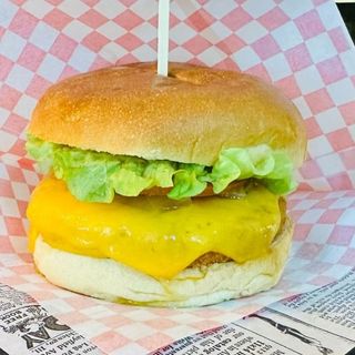 APANADO CHICKEN BURGER