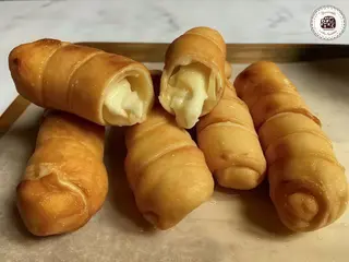 Tequeños con queso (6 uds.)