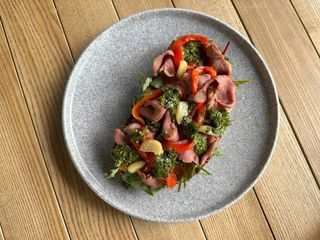 Брускета з качкою та печеним перцем (210г)