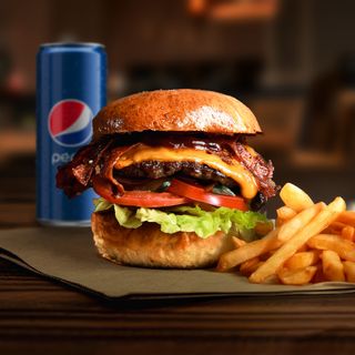 Burger Becon Cheese + Frytki + Pepsi 0.2l