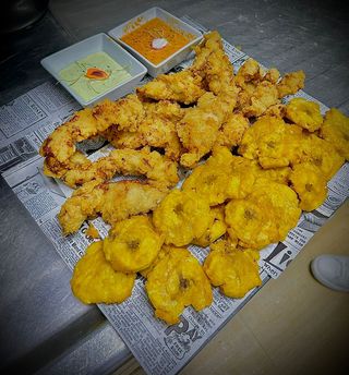 YOYO Crispy Chicken Strips (Ración Grande) + Patatas