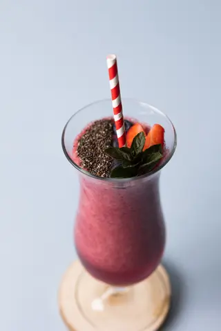 Copo de Smothie Frutos Vermelhos