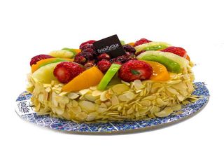 Trancio di torta crema e frutta