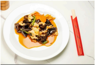 Pui cu urechi de lemn