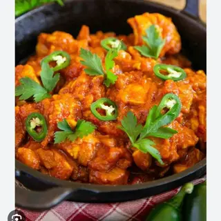 Bhuna De Pollo
