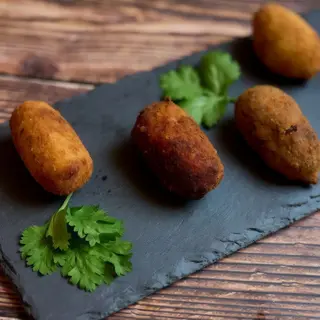 Croquetas de pollo  (6 uds)