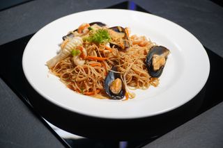 39. Rice noodles con frutti di mare