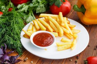 Картофель фри (1 пор.)