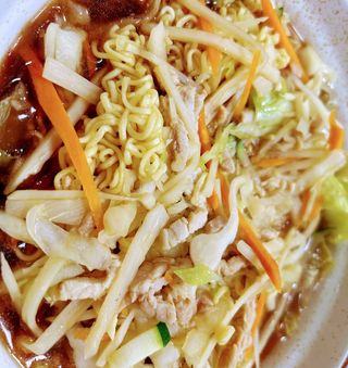 23 - Capellini in brodo con frutti di mare