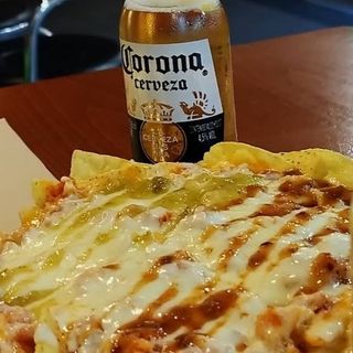 Nachos chori-queso (1/2 ración)