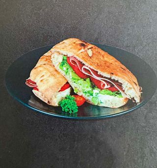 Sendvič u lepinji sa pršutom