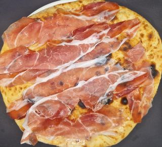 Focaccia al prosciutto