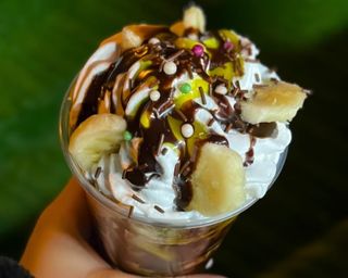 Clătite spaghetti cu fructe